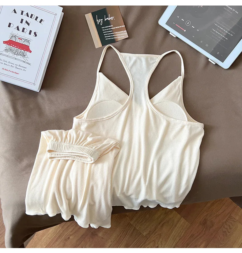 Soft summer lounge set