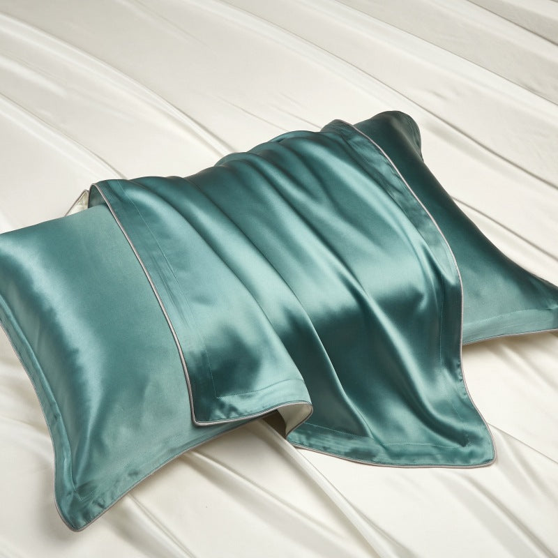Lush Silk Beauty Pillowcase