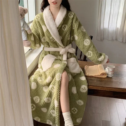 Long Plush Bathrobe – Cozy Fleece Winter Robe