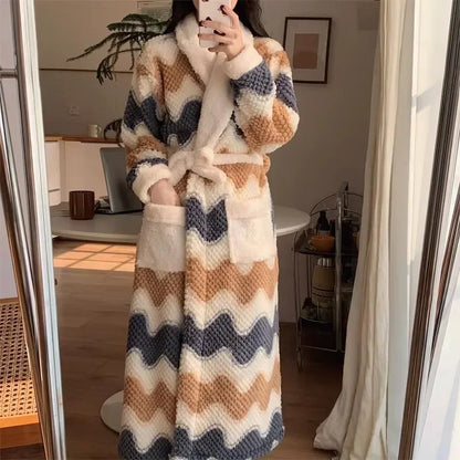 Long Plush Bathrobe – Cozy Fleece Winter Robe
