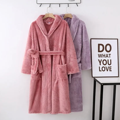Winter Flannel Cloud Bathrobe – Thickened Cozy Home Robe
