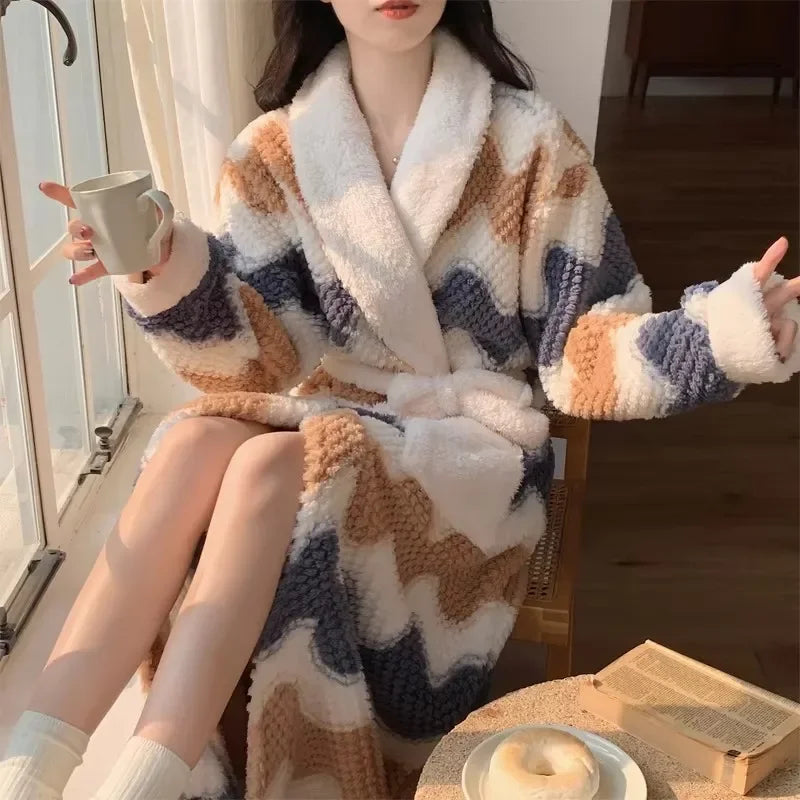 Long Plush Bathrobe – Cozy Fleece Winter Robe