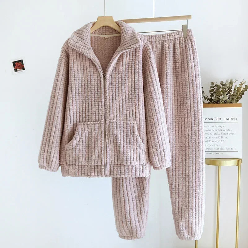 Plush Autumn/Winter Flannel Pajama Set – Cozy Zipper Two-Piece