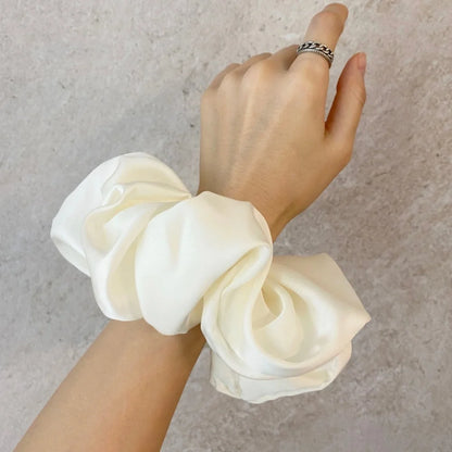 Oversized Silk Scrunchies – Luxurious Chiffon Elastic Hair Ties