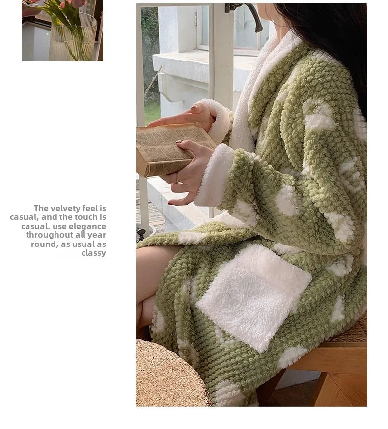 Long Plush Bathrobe – Cozy Fleece Winter Robe