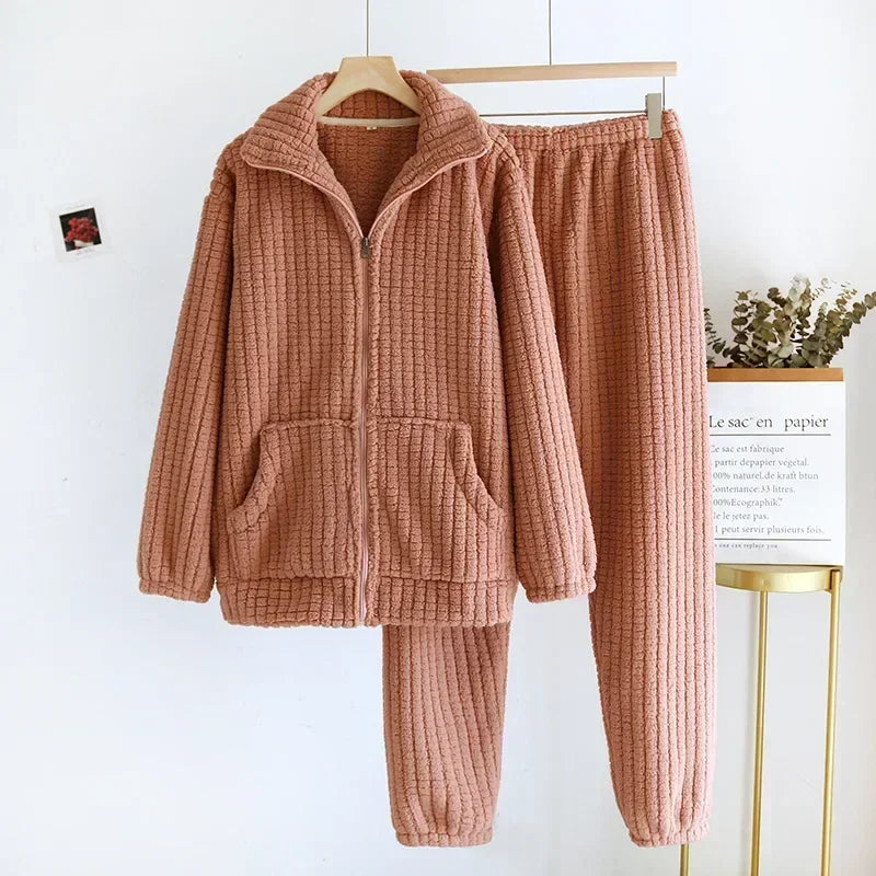 Plush Autumn/Winter Flannel Pajama Set – Cozy Zipper Two-Piece