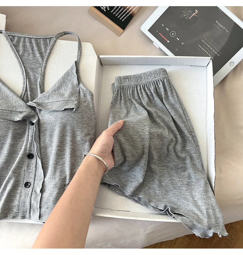 Soft summer lounge set