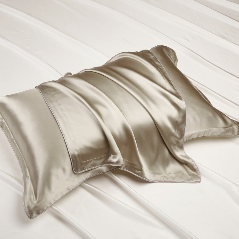 Lush Silk Beauty Pillowcase